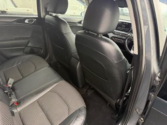 Kia Ceed CRDI 3 ISG 19 PLATE 88000 MILES AUTO ESTATE DIESEL