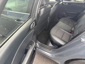 Kia Ceed CRDI 3 ISG 19 PLATE 88000 MILES AUTO ESTATE DIESEL