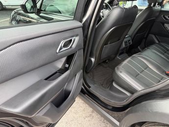 Land Rover Range Rover Velar R-DYNAMIC S 69 PLATE AUTO 4X4 SAT NAV LEATHER