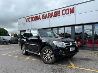 Mitsubishi Shogun 3.2 DI-DC Warrior 4work SUV 3dr Diesel Manual 4WD L3 (207 g/km, 