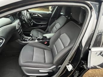Infiniti Q30 BUSINESS EXECUTIVE D