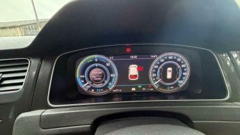 Volkswagen Golf 35.8kWh e-Golf Auto 5dr
