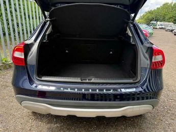 Mercedes-Benz C Class 2.1 GLA200d SE 7G-DCT Euro 6 (s/s) 5dr
