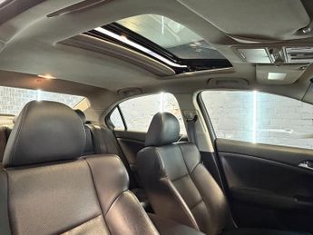 Honda Accord 2.2 i-DTEC EX Saloon 4dr Diesel Auto Euro 5 (150 ps)