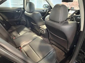 Honda Accord 2.2 i-DTEC EX Saloon 4dr Diesel Auto Euro 5 (150 ps)