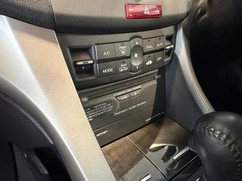 Honda Accord 2.2 i-DTEC EX Saloon 4dr Diesel Auto Euro 5 (150 ps)