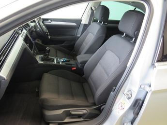 Volkswagen Passat SE BUSINESS TDI BLUEMOTION TECH DSG