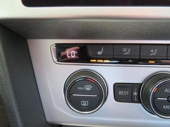 Volkswagen Passat SE BUSINESS TDI BLUEMOTION TECH DSG