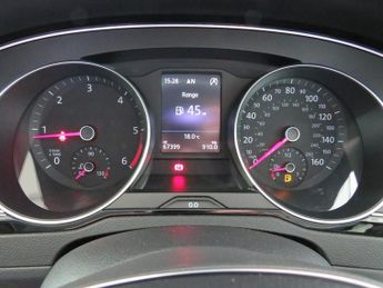 Volkswagen Passat SE BUSINESS TDI BLUEMOTION TECH DSG