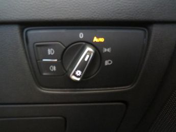 Volkswagen Passat SE BUSINESS TDI BLUEMOTION TECH DSG