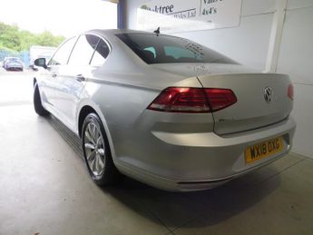 Volkswagen Passat SE BUSINESS TDI BLUEMOTION TECH DSG