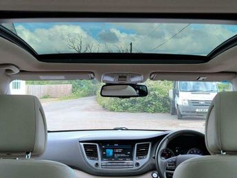 Hyundai Tucson 2.0 CRDi Premium SE Auto 4WD Euro 6 5dr