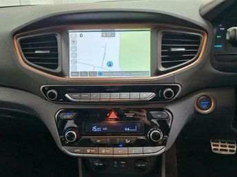 Hyundai Ioniq 28kWh Premium SE Auto 5dr