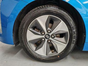 Hyundai Ioniq 28kWh Premium SE Auto 5dr