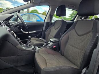 Peugeot 308 HDI ACTIVE NAVIGATION VERSION