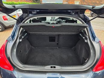 Peugeot 308 HDI ACTIVE NAVIGATION VERSION