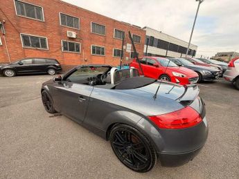 Audi TT 2.0 TFSI Roadster S Tronic Euro 4 2dr