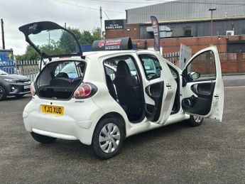Toyota AYGO 1.0 VVT-i Ice MultiMode Euro 5 5dr