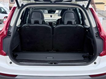 Volvo XC90 D5 MOMENTUM AWD