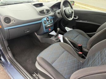 Renault Clio EXPRESSION 16V