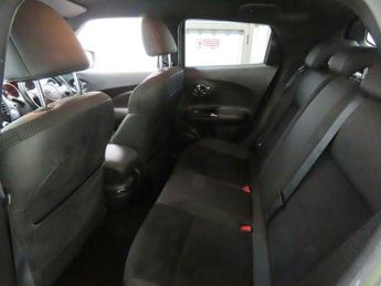 Nissan Juke 1.6 N-Connecta XTRON Euro 6 5dr