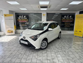 Toyota AYGO VVT-I X-PLAY X-SHIFT