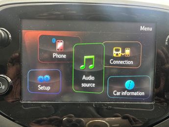 Toyota AYGO VVT-I X-PLAY X-SHIFT