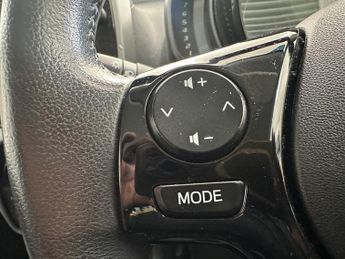 Toyota AYGO VVT-I X-PLAY X-SHIFT