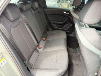 Audi A1 1.0 TFSI 30 S line Sportback S Tronic Euro 6 (s/s) 5dr