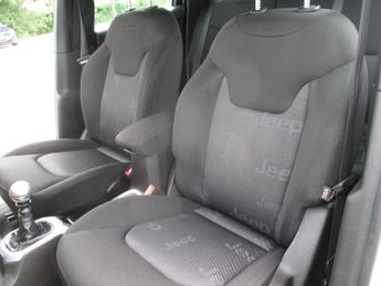 Jeep Renegade LONGITUDE