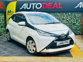 Toyota AYGO 1.0 VVT-i x-play x-shift Euro 6 5dr
