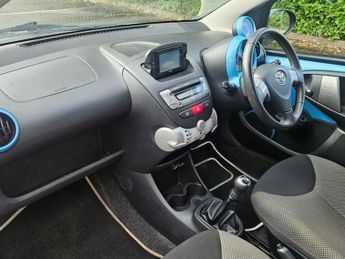 Toyota AYGO VVT-I MOVE