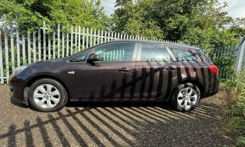 Vauxhall Astra 1.6 16V Design Sports Tourer Auto Euro 5 5dr