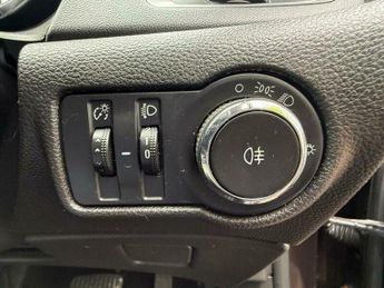 Vauxhall Astra 1.6 16V Design Sports Tourer Auto Euro 5 5dr