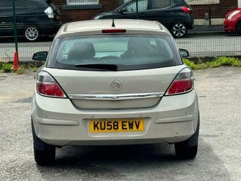 Vauxhall Astra 1.8i 16v Life 5dr