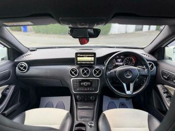 Mercedes-Benz A Class 1.6 A180 Sport Hatchback 5dr Petrol 7G-DCT Euro 6 (s/s) (122 ps)