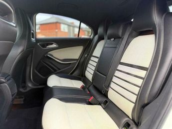 Mercedes-Benz A Class 1.6 A180 Sport Hatchback 5dr Petrol 7G-DCT Euro 6 (s/s) (122 ps)