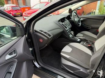Ford Focus 1.6 Zetec Powershift Euro 5 5dr