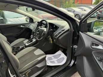 Ford Focus 1.6 Zetec Powershift Euro 5 5dr