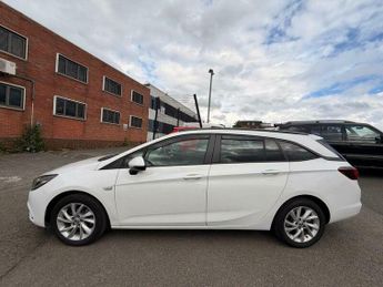 Vauxhall Astra 1.6 CDTi BlueInjection SRi Sports Tourer Auto Euro 6 (s/s) 5dr