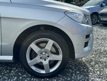 Mercedes-Benz SL Class 3.0 ML350 V6 BlueTEC AMG Sport G-Tronic 4WD Euro 6 (s/s) 5dr