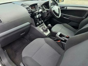 Vauxhall Zafira 1.6 16V Exclusiv Euro 5 5dr