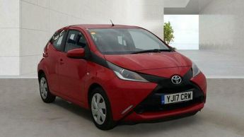 Toyota AYGO 1.0 VVT-i x-play x-shift Euro 6 5dr