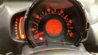 Toyota AYGO 1.0 VVT-i x-play x-shift Euro 6 5dr