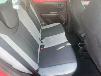 Toyota AYGO 1.0 VVT-i x-play x-shift Euro 6 5dr