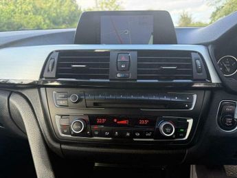 BMW 3 SERIES 2.0 318d Sport Auto Euro 5 (s/s) 4dr