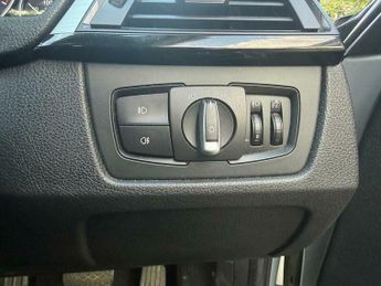 BMW 3 SERIES 2.0 318d Sport Auto Euro 5 (s/s) 4dr
