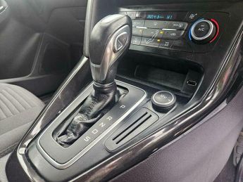 Ford Focus 1.6 Titanium Powershift Euro 6 5dr
