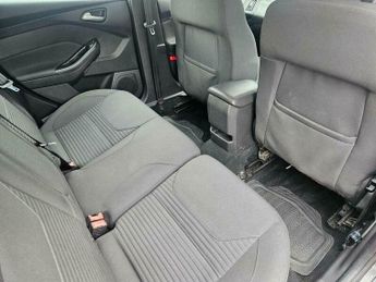 Ford Focus 1.6 Titanium Powershift Euro 6 5dr