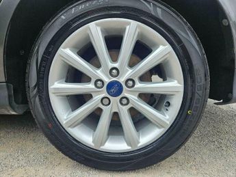Ford Focus 1.6 Titanium Powershift Euro 6 5dr
